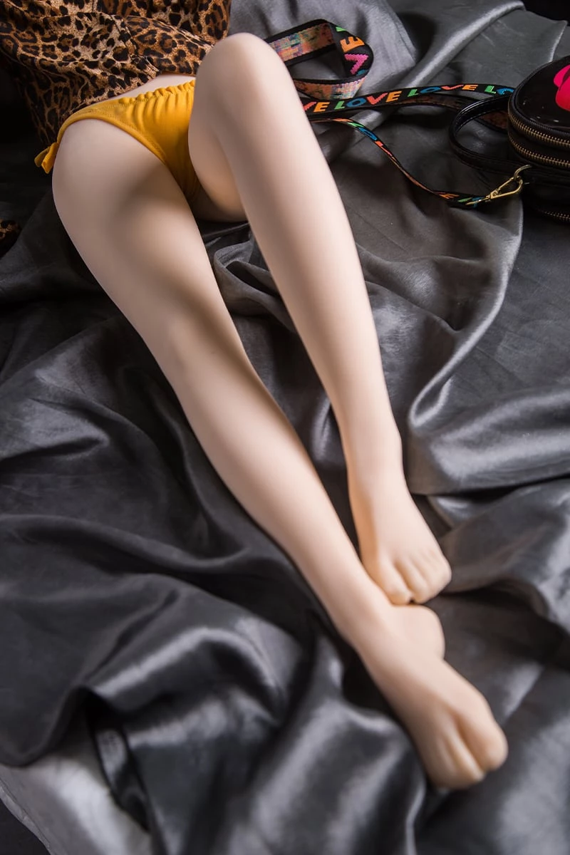  Qita Doll Leg Sex Torso Lilly