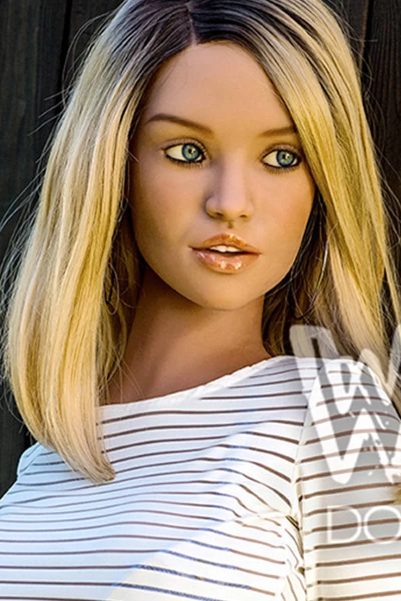 WM Doll Kopf #382 light tan