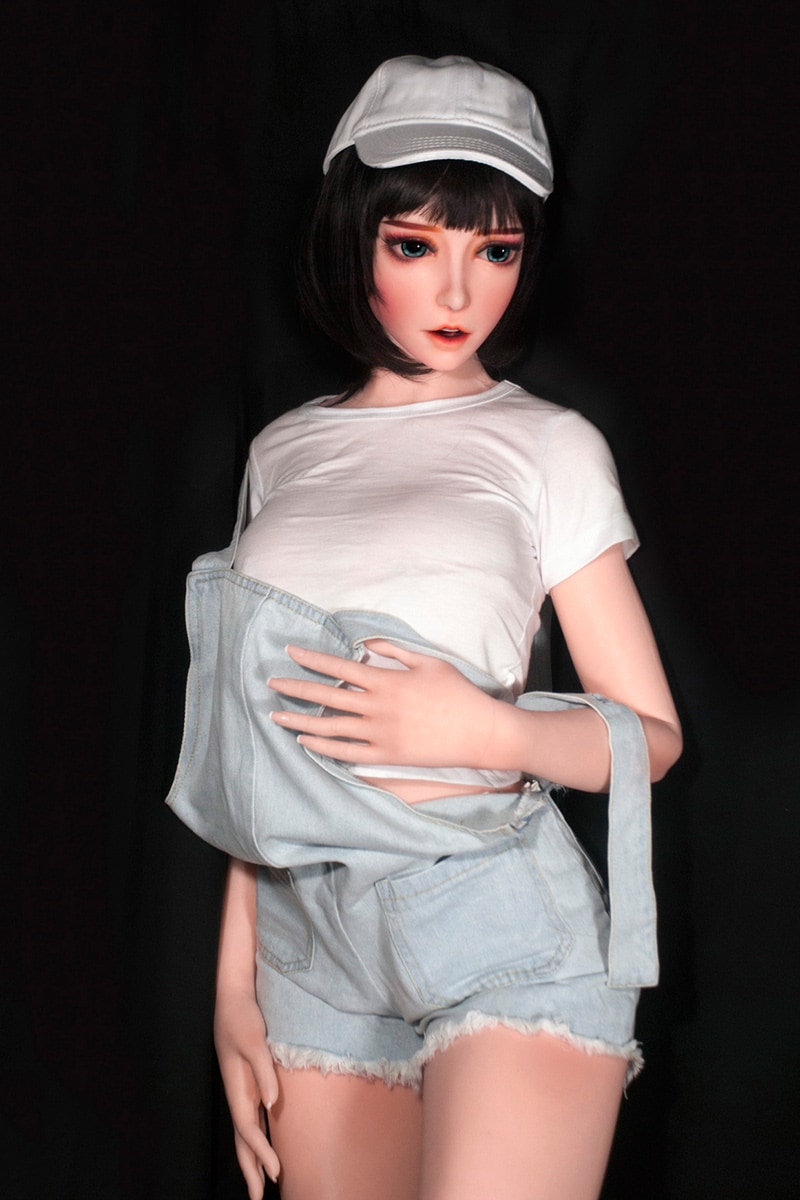 Silikonpuppe Misaki Elsa Babe - Luxus Sexpuppe 