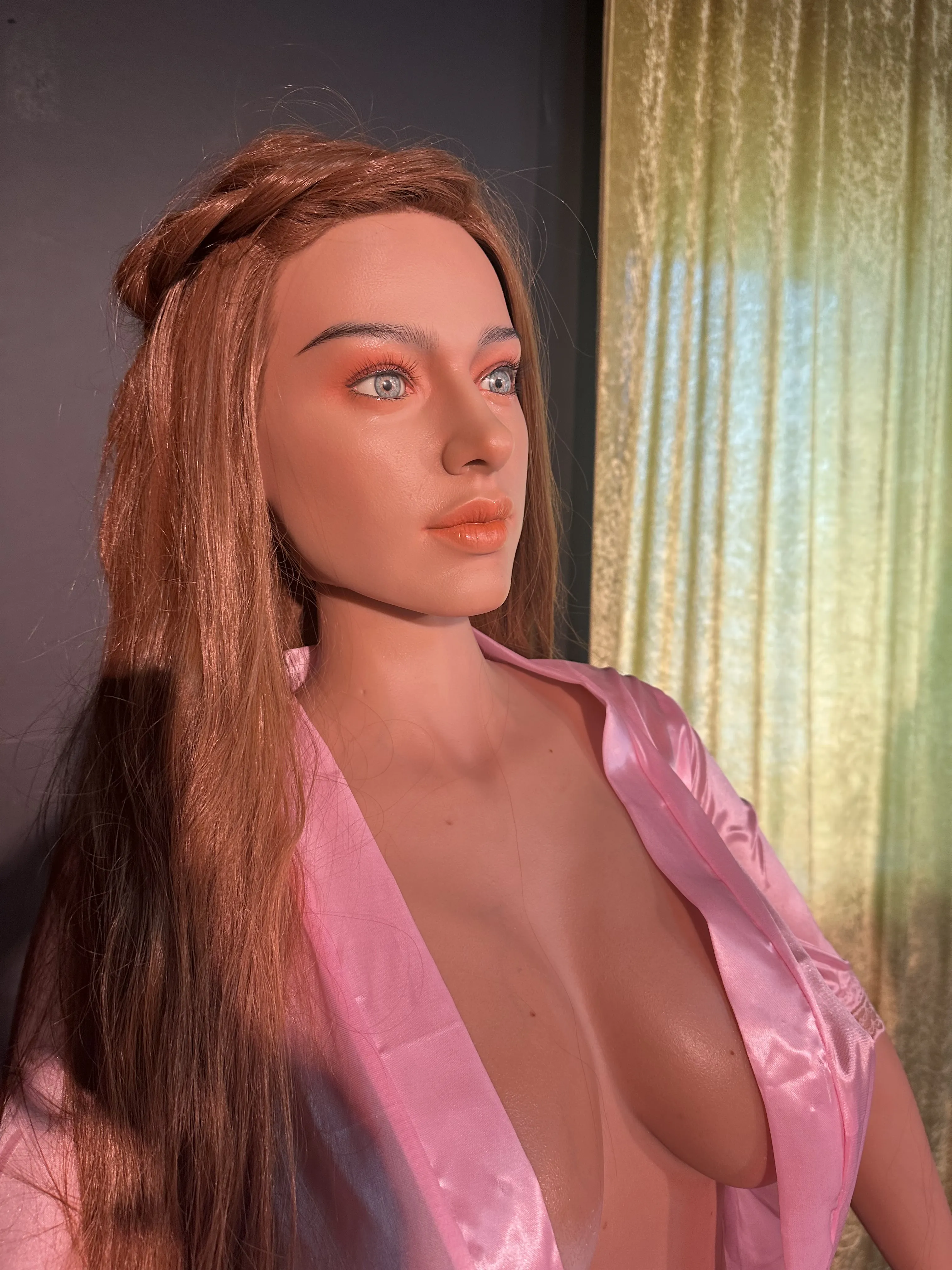 Starpery Silikonpuppe Amy - 156 cm E-Cup - Ausstellungsstück!